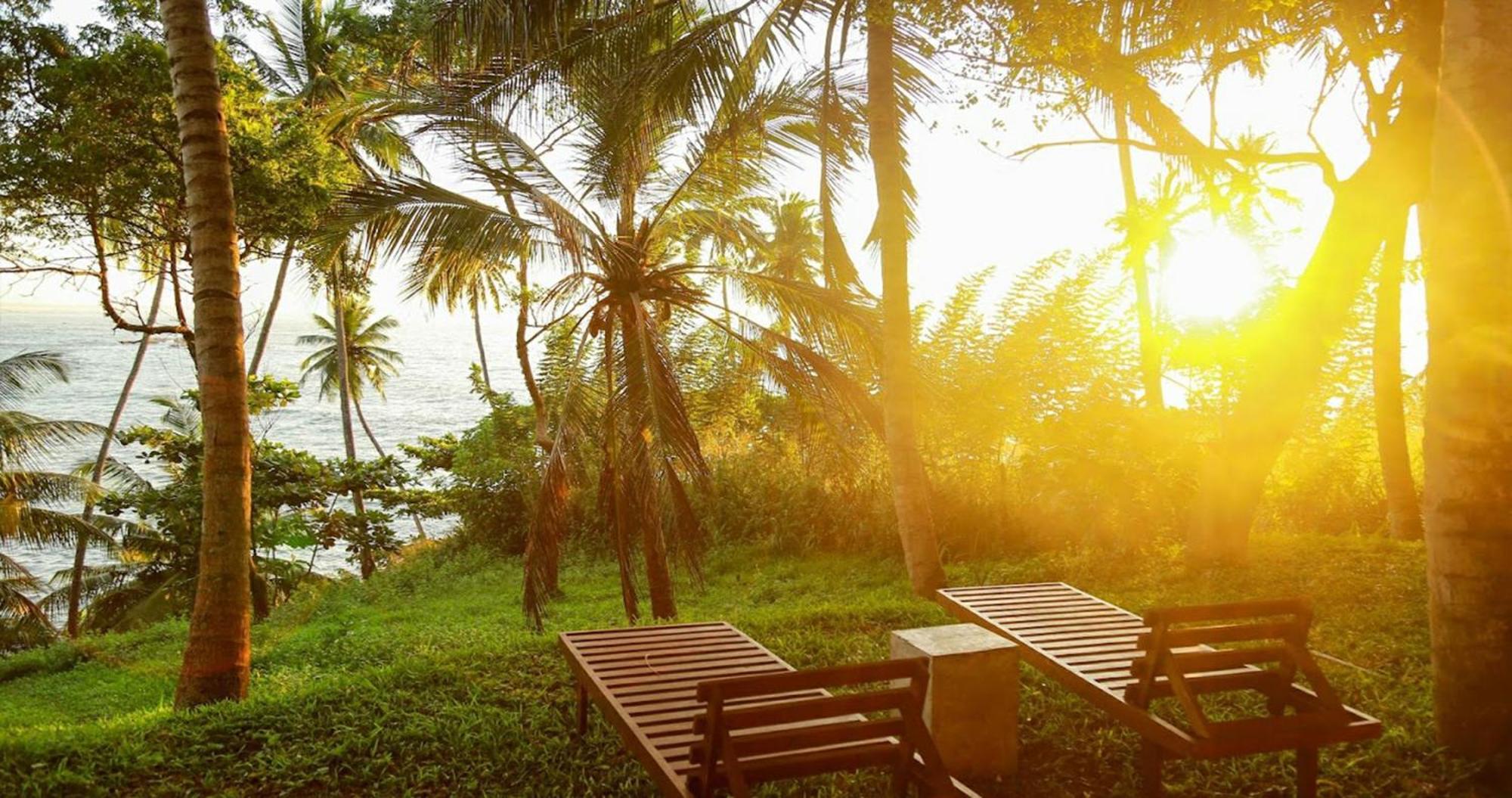 Bluewind Resort Тангалла Экстерьер фото