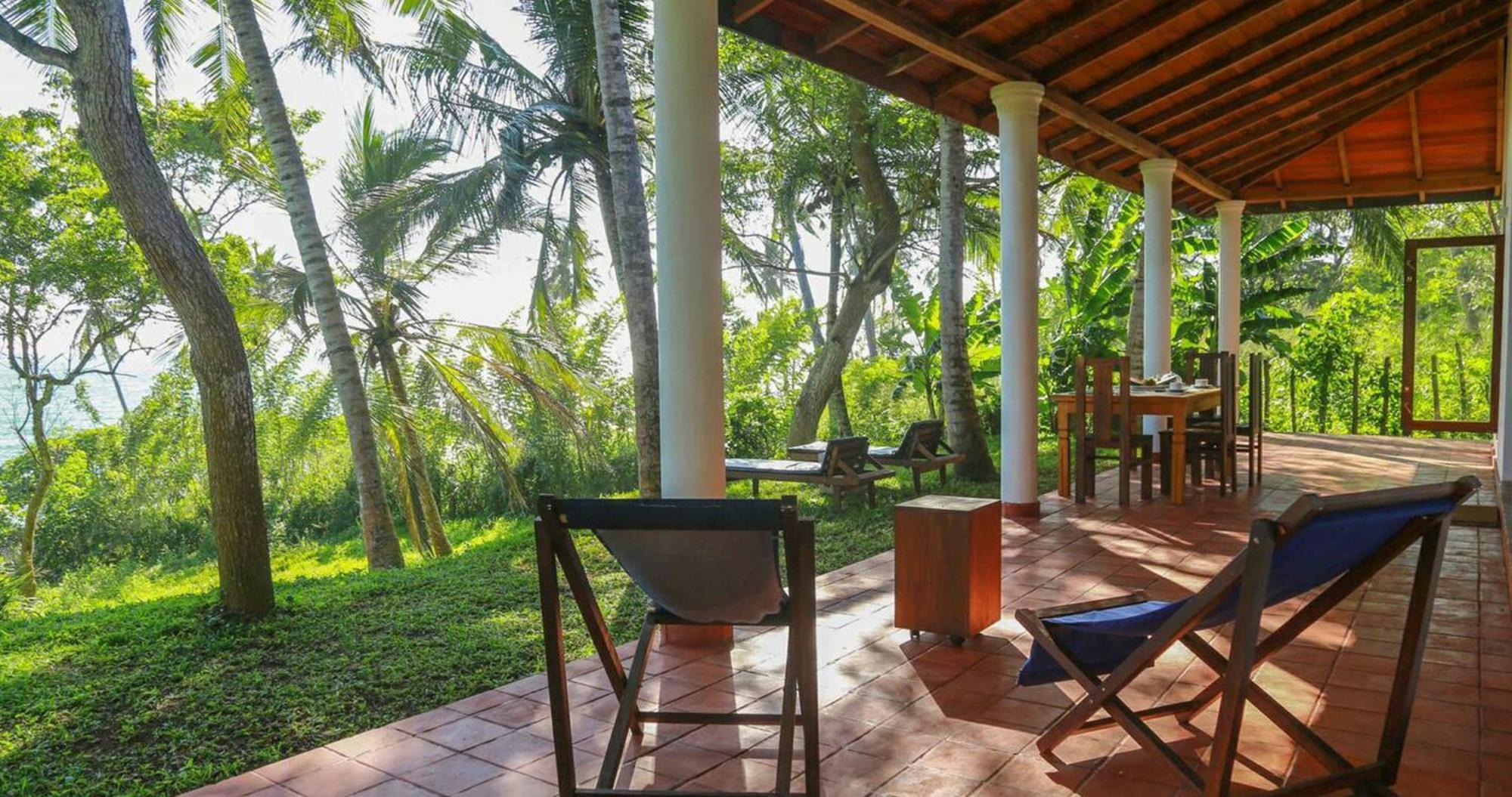 Bluewind Resort Тангалла Экстерьер фото
